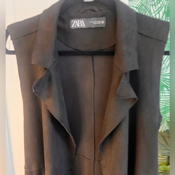 Zara Black Faux Suede Belted Vest - Picture 2 of 8